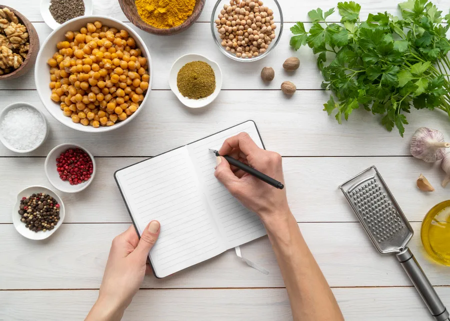 What to Eat After a Tooth Extraction: A Day-by-Day Guide